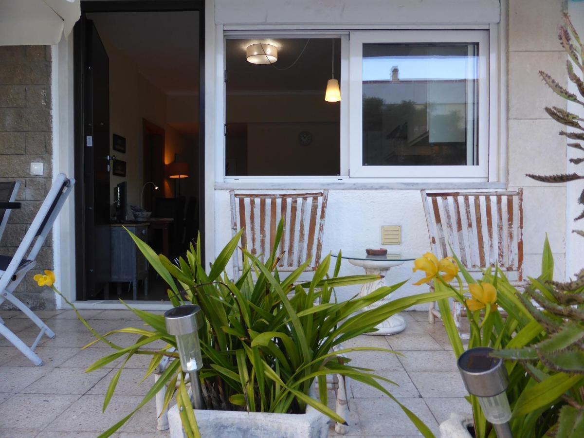 A View To The River Tejo - Sixtyfive Boutique Home ลิสบอน ภายนอก รูปภาพ